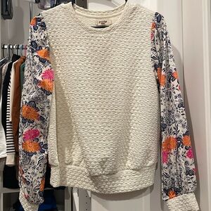 Porridge cream/colorful print sleeve top, size small